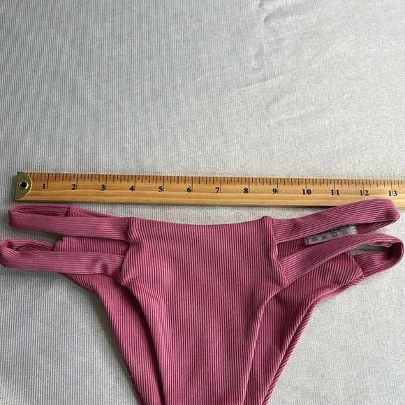 Zaful Cheeky Dusty Rose Pink Ribbed Bikini Bottom Cutout Sides Lined S 4 - Picture 5 of 7